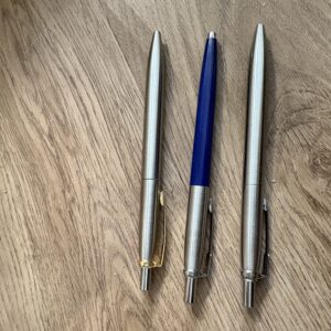 Metalen balpen (verschillende kleuren)